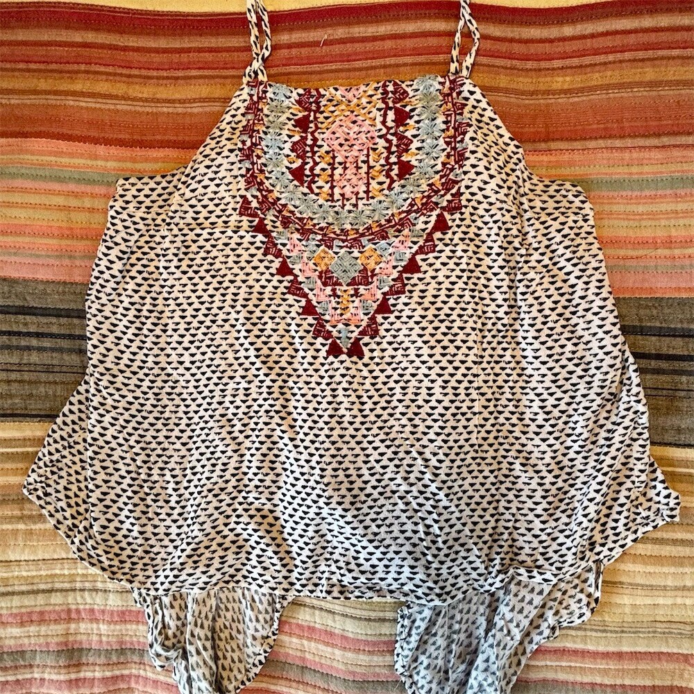 Tank Top Womens Ivory Boho Embroidered Swing Hi-Low Hem